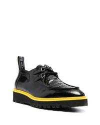 schwarze Chukka-Stiefel aus Leder von Moschino