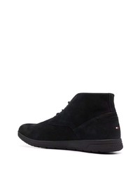 schwarze Chukka-Stiefel aus Wildleder von Tommy Hilfiger