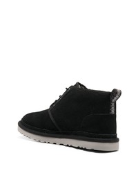 schwarze Chukka-Stiefel aus Wildleder von UGG