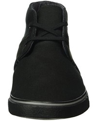 schwarze Chukka-Stiefel von Clarks