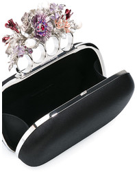 schwarze Clutch von Alexander McQueen