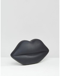 schwarze Clutch von Lulu Guinness