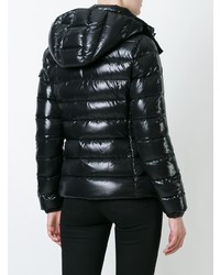 schwarze Daunenjacke von Moncler