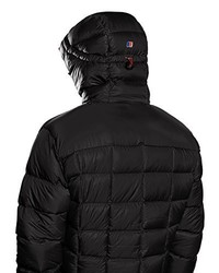 schwarze Daunenjacke von Berghaus