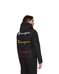 schwarze Daunenjacke von Champion Reverse Weave