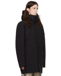 schwarze Daunenjacke