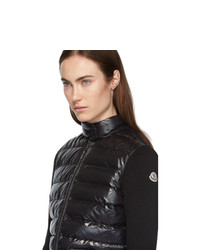 schwarze Daunenjacke von Moncler