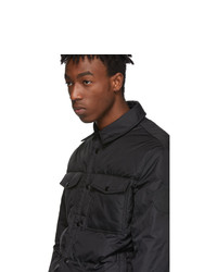 schwarze Daunenjacke von Moncler