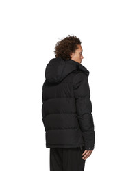 schwarze Daunenjacke von Parajumpers