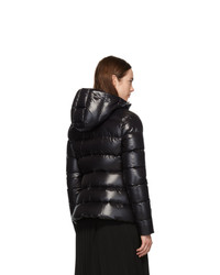 schwarze Daunenjacke von Moncler