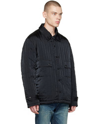 schwarze Daunenjacke von True Tribe