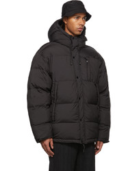 schwarze Daunenjacke von Soulland