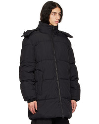 schwarze Daunenjacke von The Very Warm