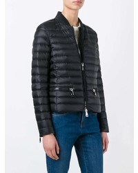 schwarze Daunenjacke von Moncler