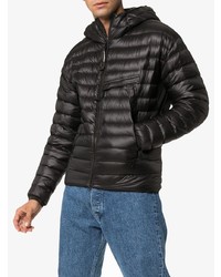 schwarze Daunenjacke von CP Company