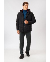 schwarze Daunenjacke von FiNN FLARE