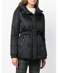 schwarze Daunenjacke von Moncler