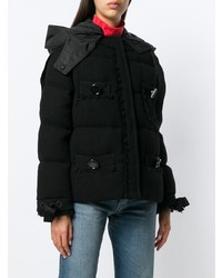 schwarze Daunenjacke von Moncler