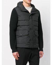 schwarze Daunenjacke von Woolrich