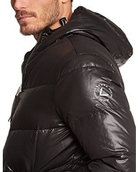 schwarze Daunenjacke von Luhta