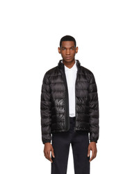 schwarze Daunenjacke von Moncler