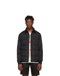 schwarze Daunenjacke von Moncler