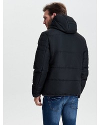 schwarze Daunenjacke von ONLY & SONS