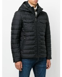 schwarze Daunenjacke von Peuterey