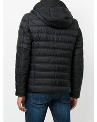 schwarze Daunenjacke von Peuterey