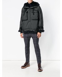 schwarze Daunenjacke von Sacai