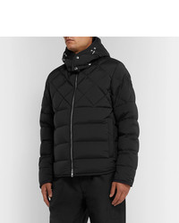 schwarze Daunenjacke von Moncler