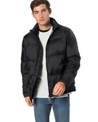 schwarze Daunenjacke von REVIEW