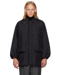 schwarze Daunenjacke von Rito Structure