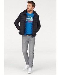 schwarze Daunenjacke von Superdry