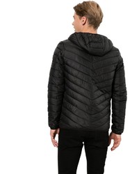 schwarze Daunenjacke von Tom Tailor