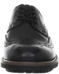 schwarze Derby Schuhe von Clarks