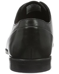 schwarze Derby Schuhe von Clarks