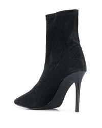 schwarze elastische Stiefeletten von Kendall & Kylie