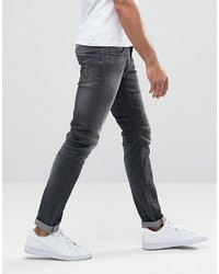 schwarze enge Jeans mit Destroyed-Effekten von Sisley