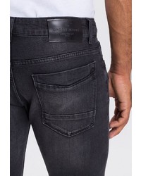 schwarze enge Jeans von Cross Jeans