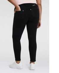 schwarze enge Jeans von KJBRAND
