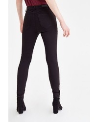 schwarze enge Jeans von OXXO