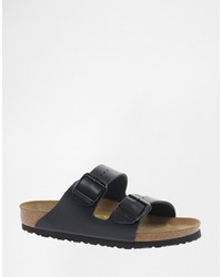 schwarze flache Sandalen aus Leder von Birkenstock