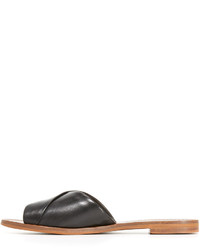 schwarze flache Sandalen aus Leder von Diane von Furstenberg