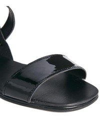 schwarze flache Sandalen aus Leder von Asos