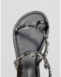 schwarze flache Sandalen aus Leder von Asos