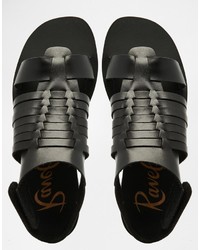 schwarze flache Sandalen aus Leder