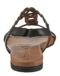 schwarze flache Sandalen aus Leder von Tamaris