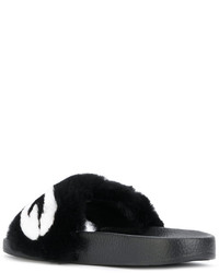 schwarze flache Sandalen aus Pelz von Dolce & Gabbana
