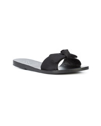 schwarze flache Sandalen aus Satin von Ancient Greek Sandals